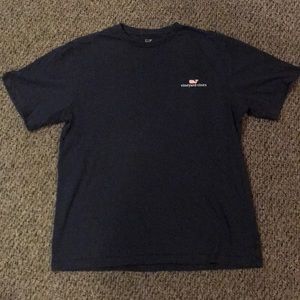 Vineyard vine tee shirt